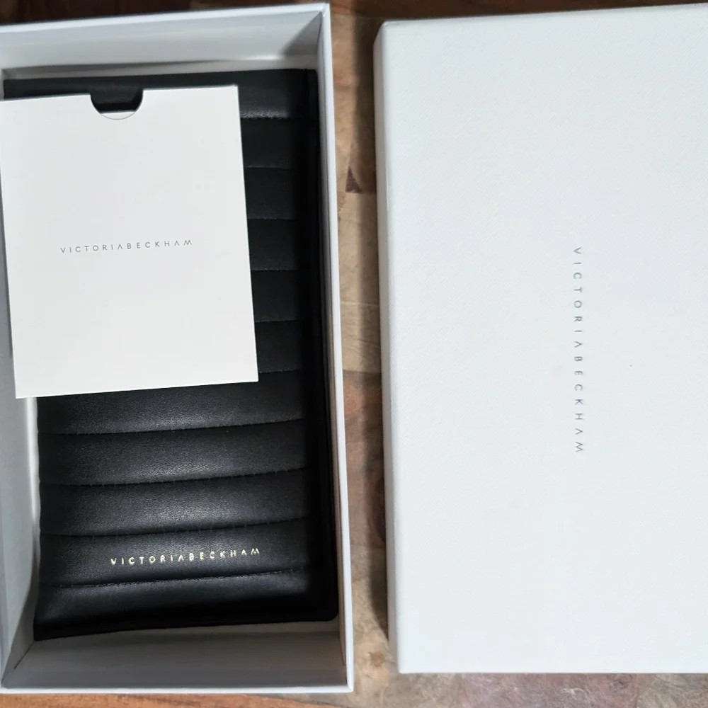Victoria Beckham Glass Case  + Box - No Glasses Included - Nwt ❤️